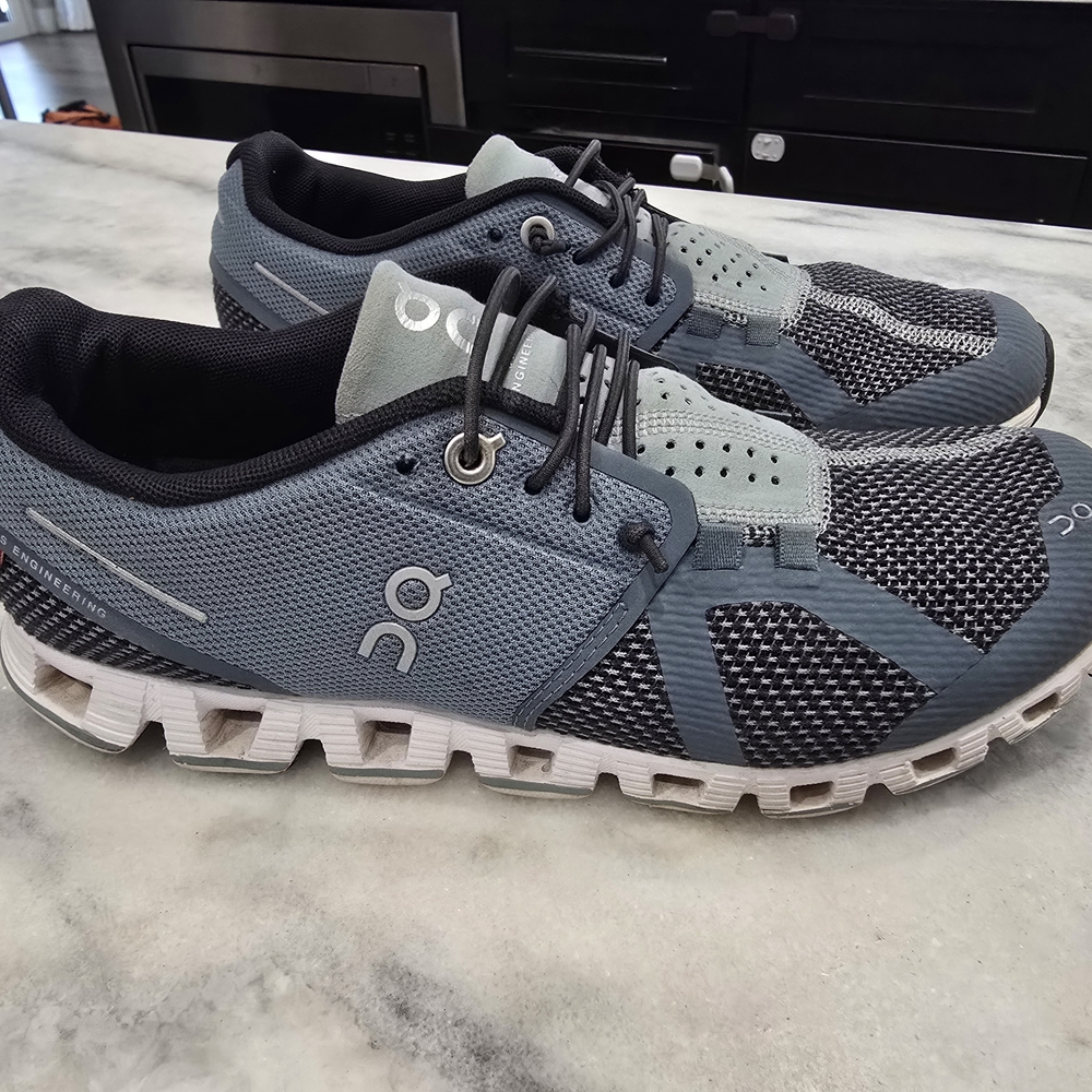 On Running On Clouds Women's Blue and Gray Shoes